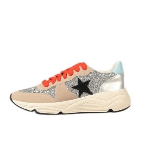 Oasis Society Shoes - Oasis Society The Quinn Tan Silver Glitter Sneaker